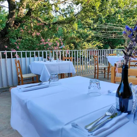 Ξενοδοχείο De Tesa *