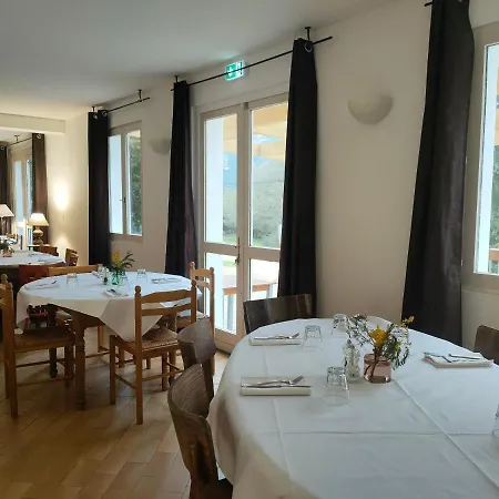 De Tesa Hotel